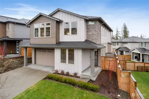 18841 129th St E, Bonney Lake, WA 98391