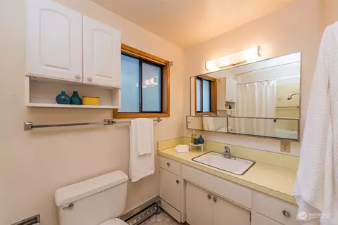 Bath - 126 Hogans Vis, Sequim, WA 98382 photo 1 of 3