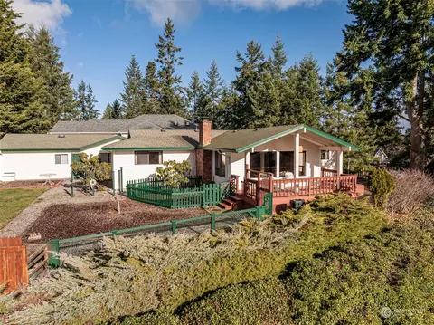Exterior - 126 Hogans Vis, Sequim, WA 98382 photo 4 of 13