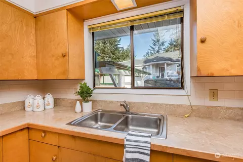 Kitchen - 126 Hogans Vis, Sequim, WA 98382 photo 1 of 4