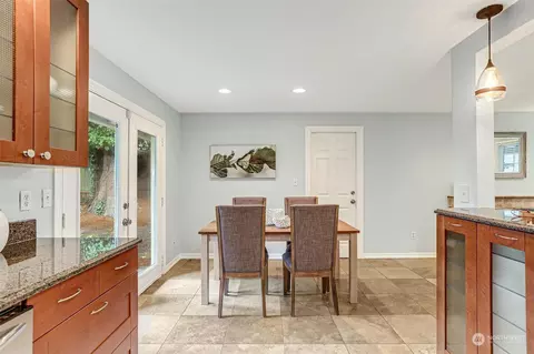 Dining - 19012 35th Ave SE, Bothell, WA 98012 photo 1 of 1