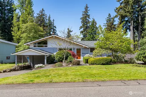 24110 106th Pl W, Edmonds, WA 98020