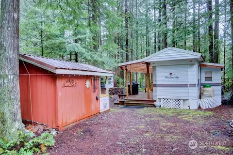 22 2 Wilderness Way, Deming, WA 98244