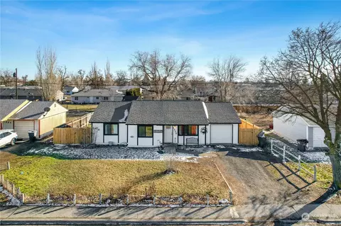 1226 Doolittle Dr, Moses Lake, WA 98837