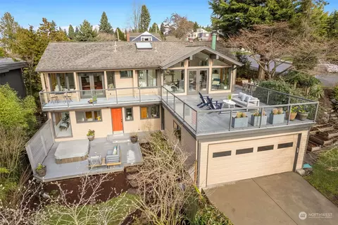501 13th Ave W, Kirkland, WA 98033