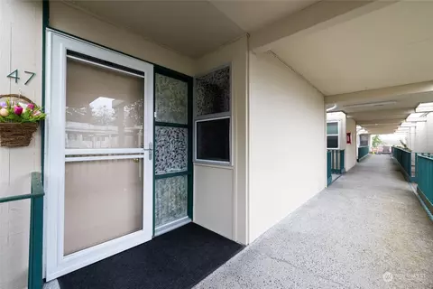 10430 Gravelly Lake Dr SW #47, Lakewood, WA 98499