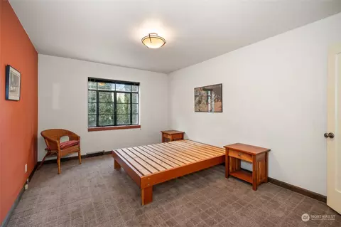 Bedroom - 930 E 28th Ave, Spokane, WA 99203 photo 1 of 2