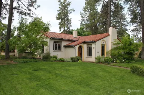 Exterior - 930 E 28th Ave, Spokane, WA 99203 photo 3 of 7