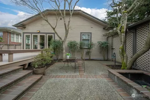 Other - 2223 Everett Ave E, Seattle, WA 98102 photo 2 of 3