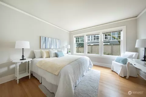 Bedroom - 2223 Everett Ave E, Seattle, WA 98102 photo 1 of 3