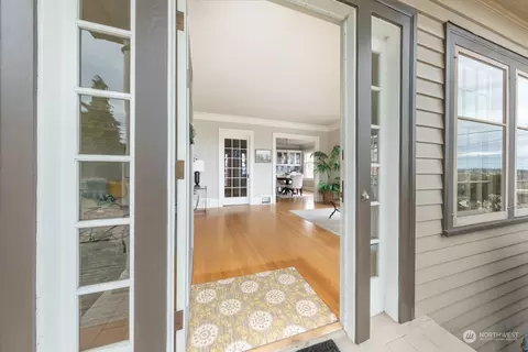 Other - 2223 Everett Ave E, Seattle, WA 98102 photo 1 of 3