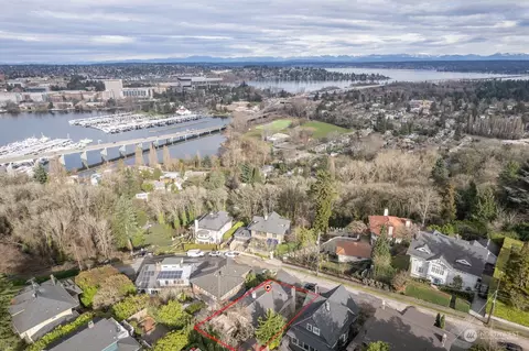 View/Area - 2223 Everett Ave E, Seattle, WA 98102 photo 3 of 5