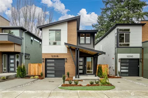 12304 NE 107th St, Kirkland, WA 98033