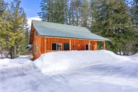 5 Mercer Rd, Mazama, WA 98833