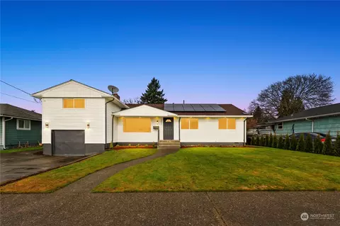 4613 S 72nd St, Tacoma, WA 98409