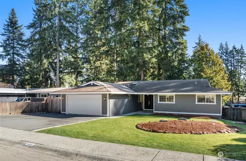 14212 119th Ave NE, Kirkland, WA 98034