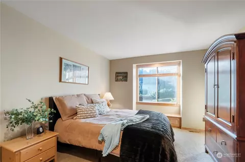 Bedroom - 15203 145th Avenue Ct E, Orting, WA 98360 photo 1 of 5