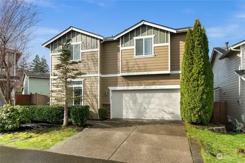 Exterior - 1012 186th St SE, Bothell, WA 98012 photo 2 of 10