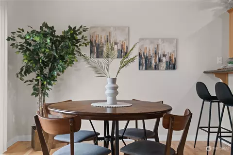 Dining - 1012 186th St SE, Bothell, WA 98012 photo 1 of 3
