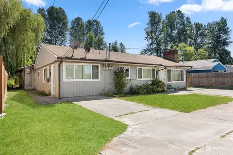 758 N Woodford Ave, Kent, WA 98031