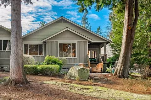 9026 Gleneagle Dr, Blaine, WA 98230