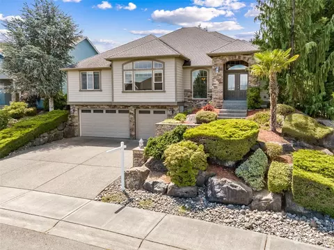 21812 Quiet Water Loop, Lake Tapps, WA 98391
