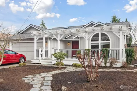 20629 36th Ave W, Lynnwood, WA 98036