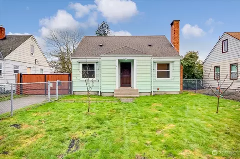 6830 S Wapato St, Tacoma, WA 98409