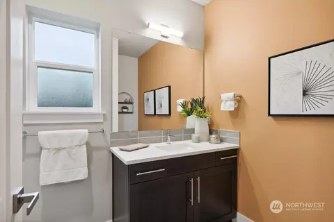 Bath - 17912 3rd Pl SW, Bothell, WA 98012 photo 1 of 8