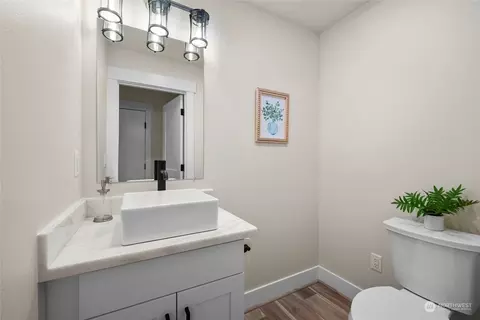 Bath - 19528 22nd Ave SE #A, Bothell, WA 98012 photo 2 of 3