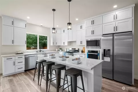Kitchen - 19528 22nd Ave SE #A, Bothell, WA 98012 photo 1 of 4