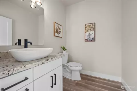 Bath - 19528 22nd Ave SE #B, Bothell, WA 98012 photo 1 of 4