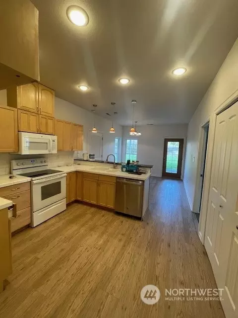 2515 S Fork Rd, Raymond, WA 98577 photo 4