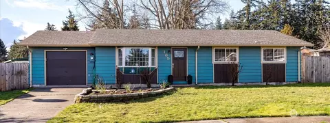 185 NW 10th Ct, Oak Harbor, WA 98277