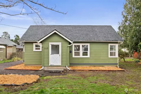 325 E Main St, Mossyrock, WA 98564