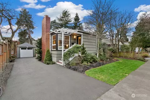 7017 18th Ave NW, Seattle, WA 98117