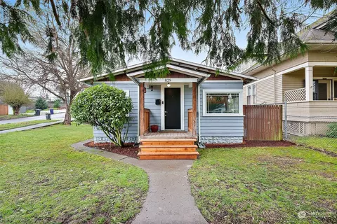 829 N Oakes St, Tacoma, WA 98406