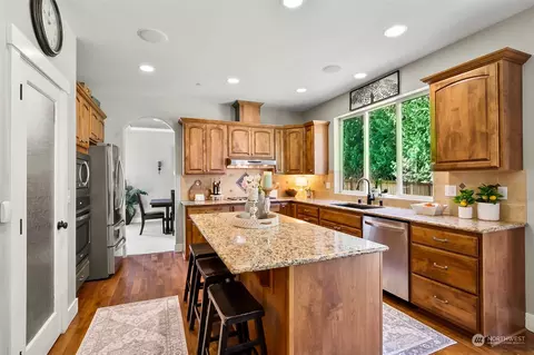 Kitchen - 21808 31st Dr SE, Bothell, WA 98021 photo 3 of 7
