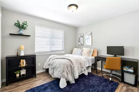 Bedroom - 21808 31st Dr SE, Bothell, WA 98021 photo 4 of 6