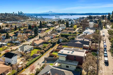 2626 27th Ave W, Seattle, WA 98199