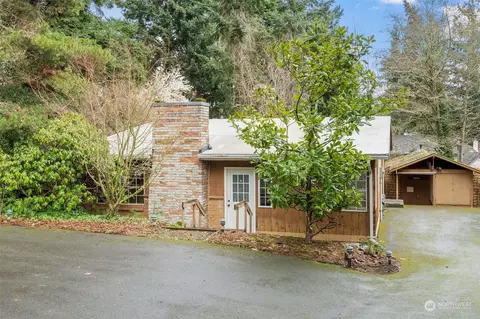 18213 80th Ave W, Edmonds, WA 98026