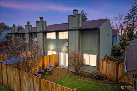 1801 M St NE #A1801, Auburn, WA 98002