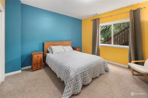 Bedroom - 418 172nd Pl SE, Bothell, WA 98012 photo 4 of 4