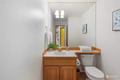 Bath - 418 172nd Pl SE, Bothell, WA 98012 photo 5 of 5