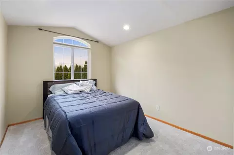 Bedroom - 418 172nd Pl SE, Bothell, WA 98012 photo 3 of 4