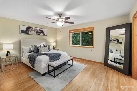 Bedroom - 418 172nd Pl SE, Bothell, WA 98012 photo 1 of 4