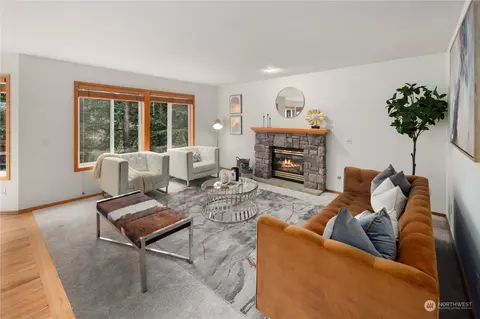 Living - 418 172nd Pl SE, Bothell, WA 98012 photo 4 of 9