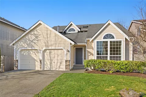 27219 212th Ave SE, Maple Valley, WA 98038