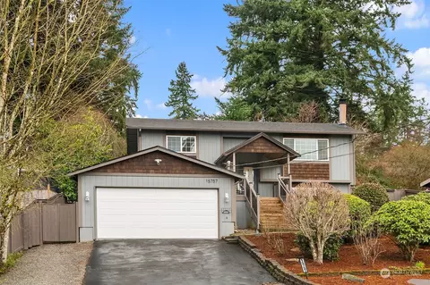15757 Densmore Ave N, Shoreline, WA 98133