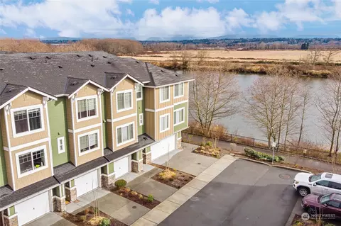 Exterior - 3443 31st Dr, Everett, WA 98201 photo 2 of 13